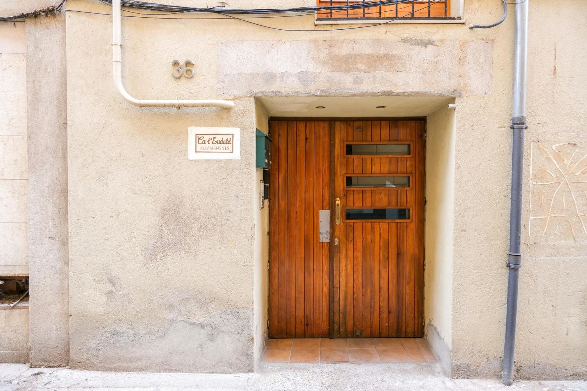 Ca Leudald 1 Descubre Besalu En Familia Appartement Buitenkant foto